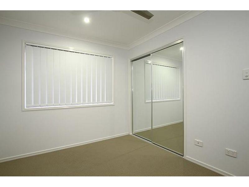 2/5 Danica Court, Morayfield QLD 4506