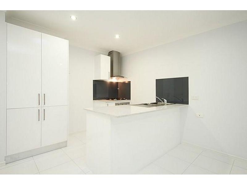 2/25 Clementine Street, Bellmere QLD 4510