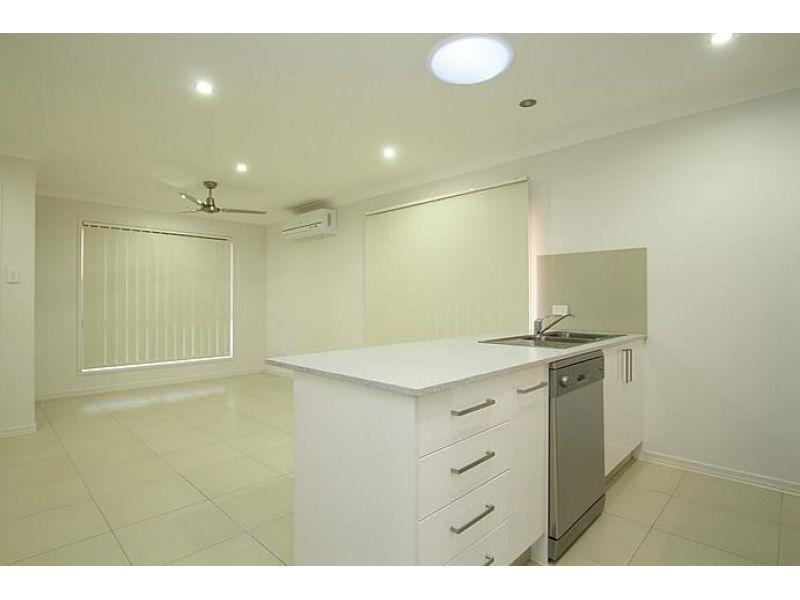 2/1 Silica Drive, Caboolture QLD 4510