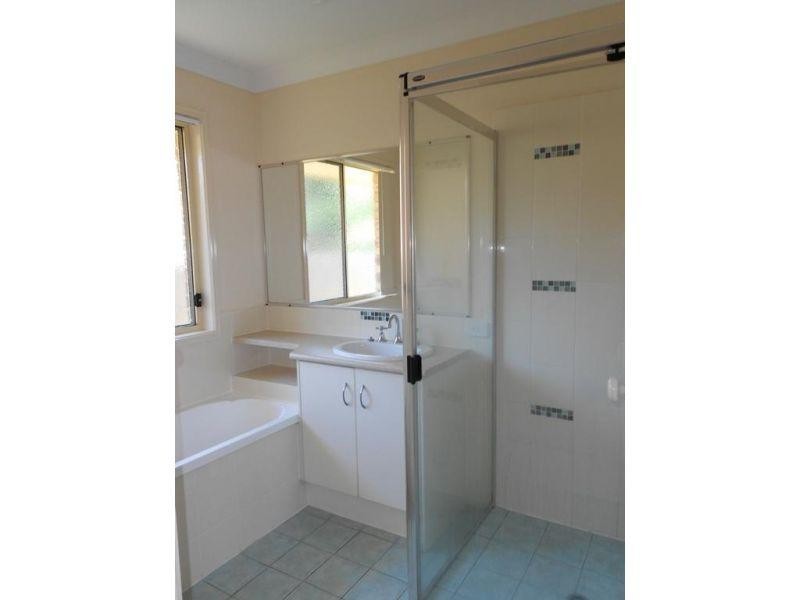 13 Brigalow Court, Morayfield QLD 4506