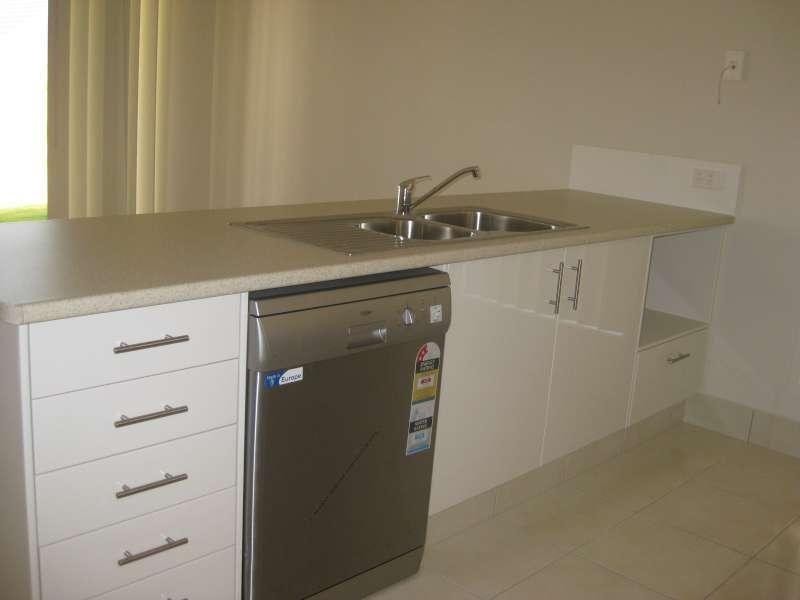 84 Daintree Circuit, North Lakes QLD 4509