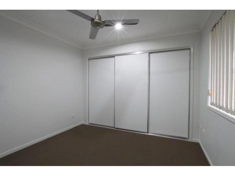 2/35 Sunflower Crescent, Upper Caboolture QLD 4510