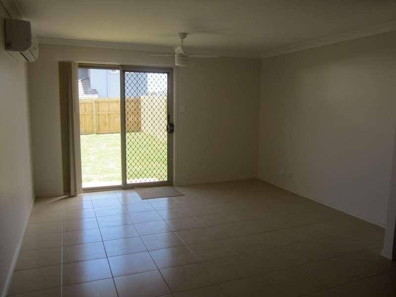 2/64 Clove Street, Griffin QLD 4503