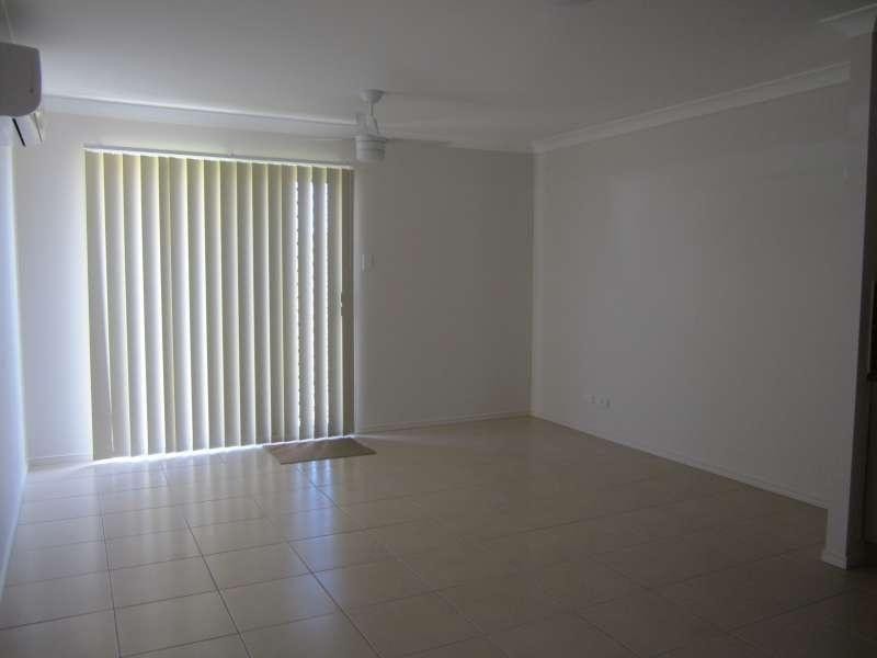 2/64 Clove Street, Griffin QLD 4503