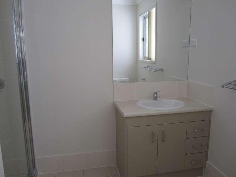 1/64 Clove Street, Griffin QLD 4503