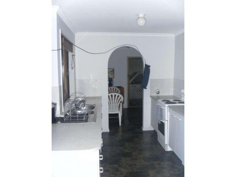 8 Sedgeman St, Morayfield QLD 4506