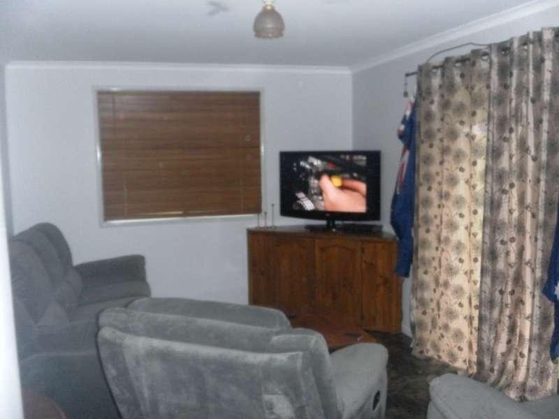 8 Sedgeman St, Morayfield QLD 4506