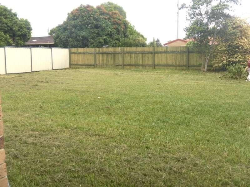 8 Sedgeman St, Morayfield QLD 4506