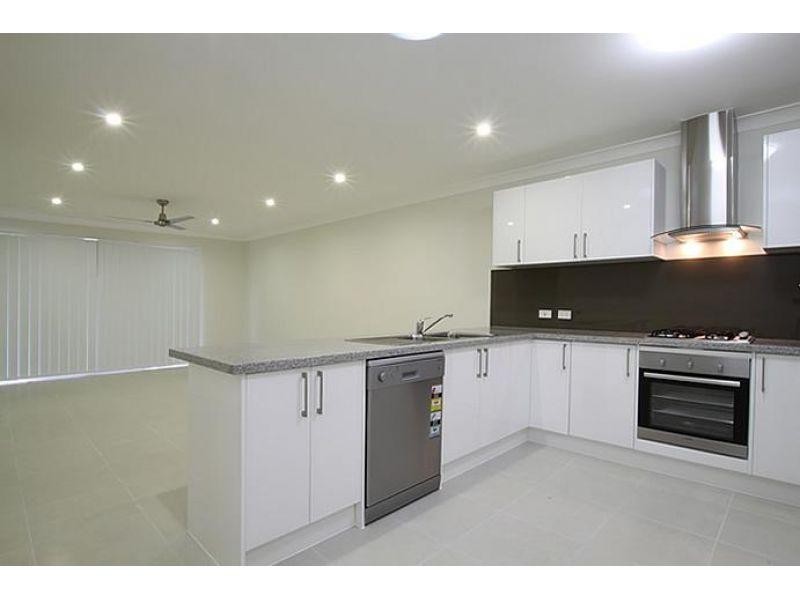 1/32 Scribbly Gum Circuit, Caboolture QLD 4510