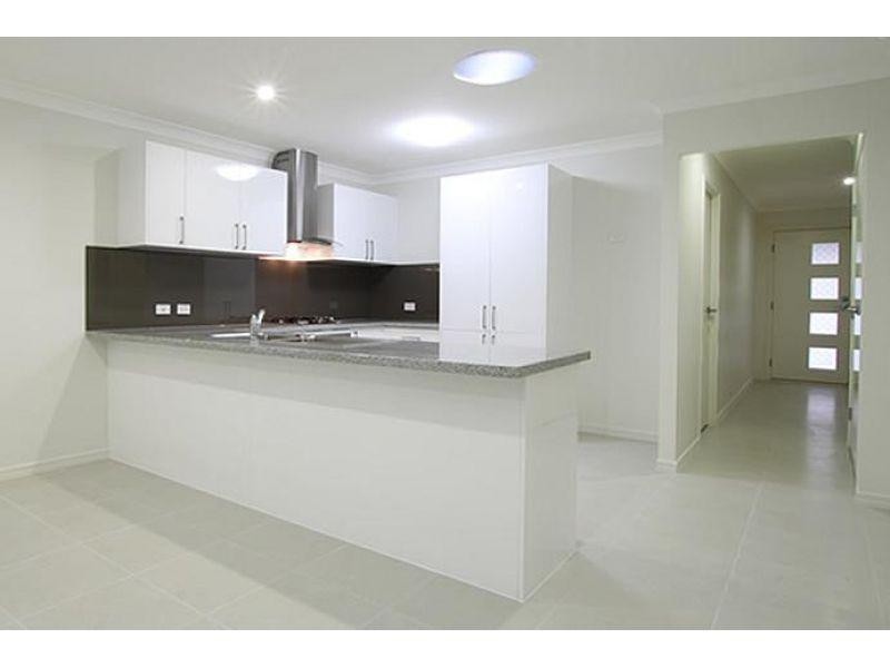 1/32 Scribbly Gum Circuit, Caboolture QLD 4510