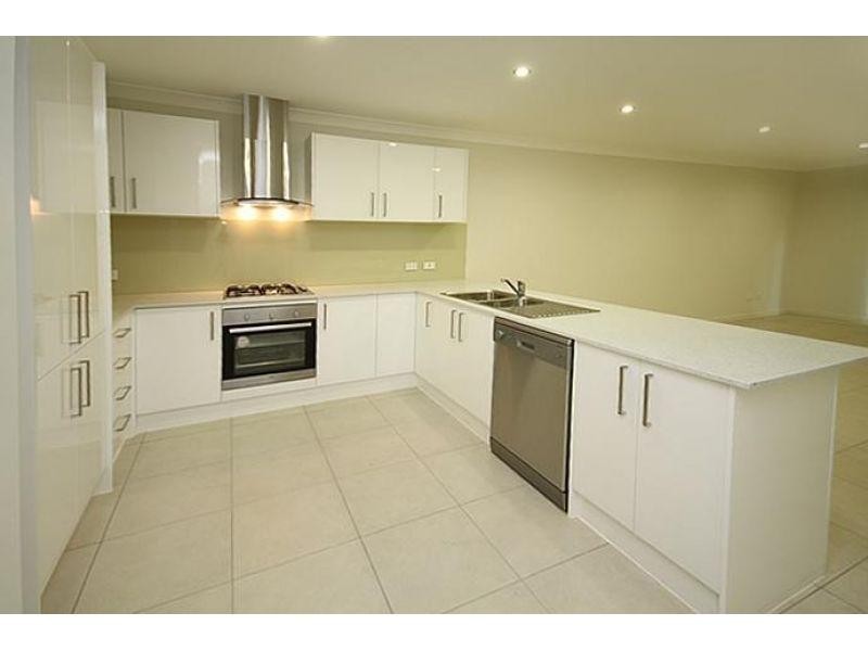 1/11 Zanow Street, Caboolture QLD 4510