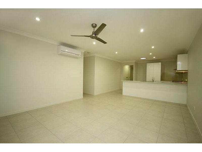 1/11 Zanow Street, Caboolture QLD 4510