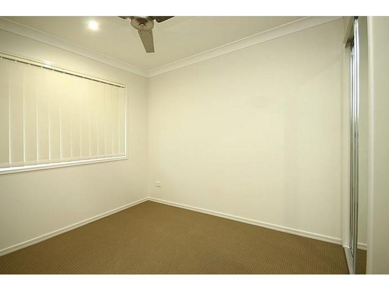 2/11 Zanow Street, Caboolture QLD 4510