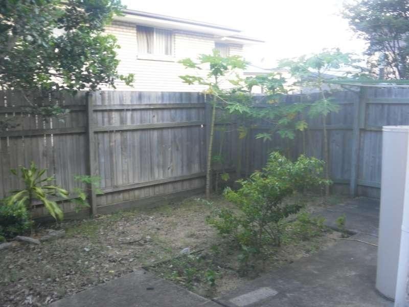 17/6 Station Road, Burpengary QLD 4505