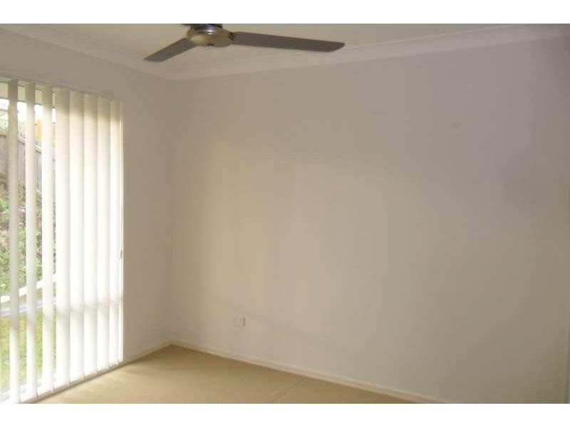 1/2 Homeland Crescent, Warner QLD 4500