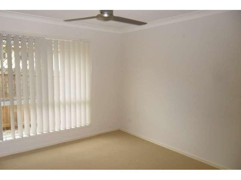 1/2 Homeland Crescent, Warner QLD 4500