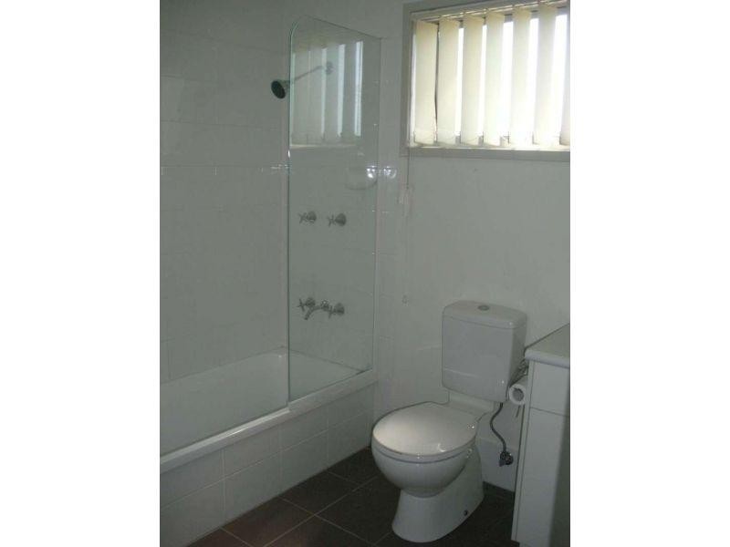 9/2 Station Road, Burpengary QLD 4505