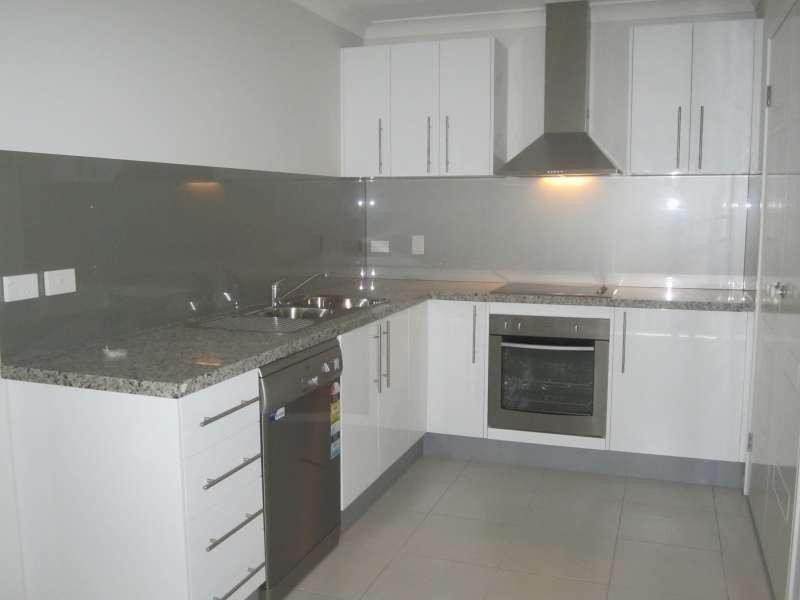 2/28 Reibelt Drive, Caboolture QLD 4510