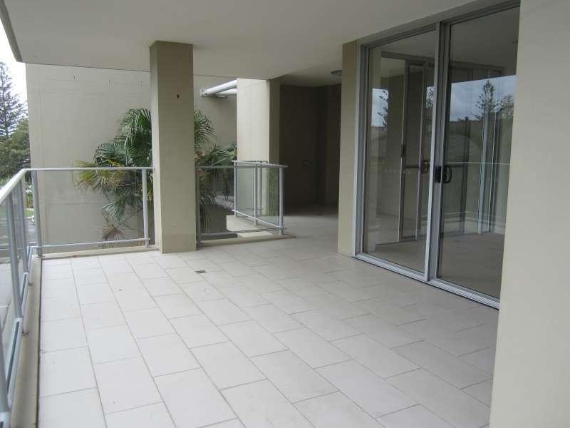 9/65 Landsborough Avenue, Scarborough QLD 4020