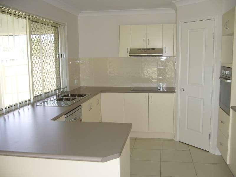 87 Fernbrook Drive, Morayfield QLD 4506