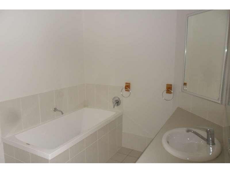 1/17 Grandview Parade, Griffin QLD 4503