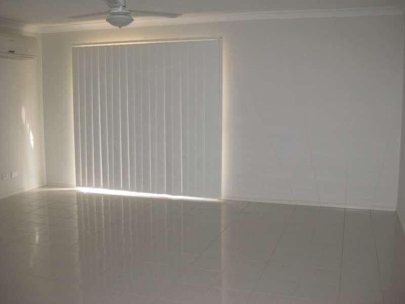 1/17 Grandview Parade, Griffin QLD 4503