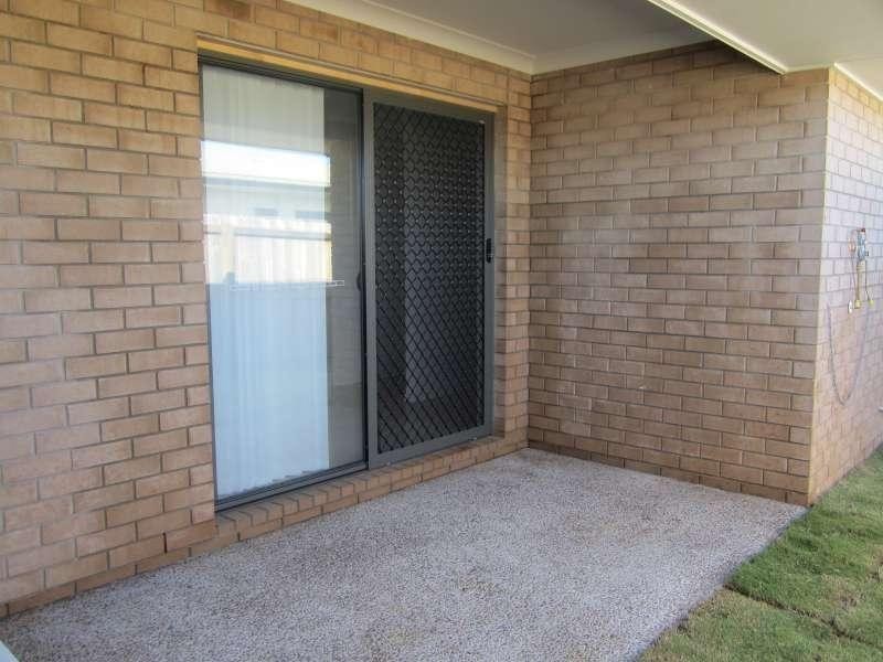 2/17 Sims Street, Caboolture QLD 4510