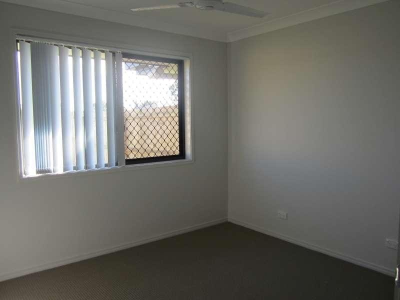 2/17 Sims Street, Caboolture QLD 4510