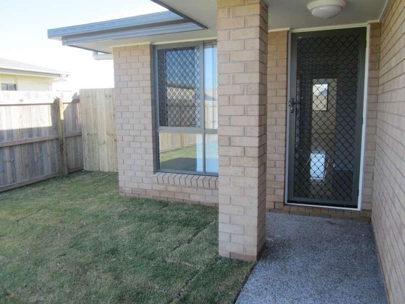 2/17 Sims Street, Caboolture QLD 4510