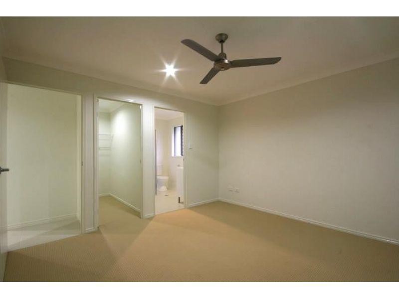 1/8 Telopea Place, Morayfield QLD 4506