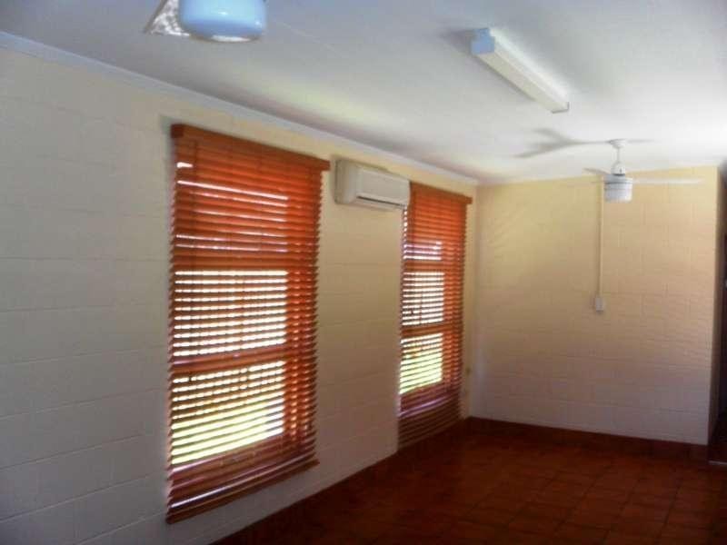 16 Goodfellows Road, Kallangur QLD 4503