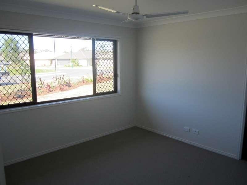 2/3 Tiffany Street, Caboolture QLD 4510