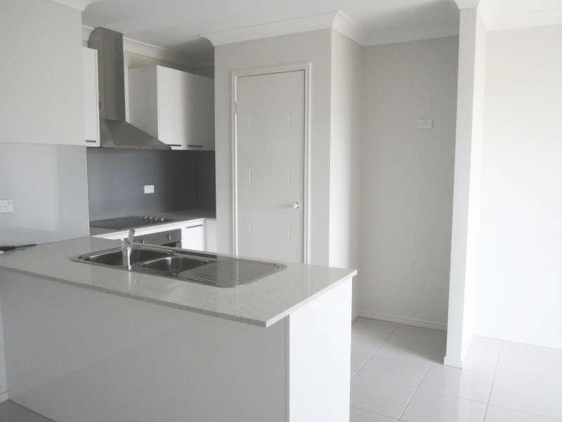 2/3 Tiffany Street, Caboolture QLD 4510