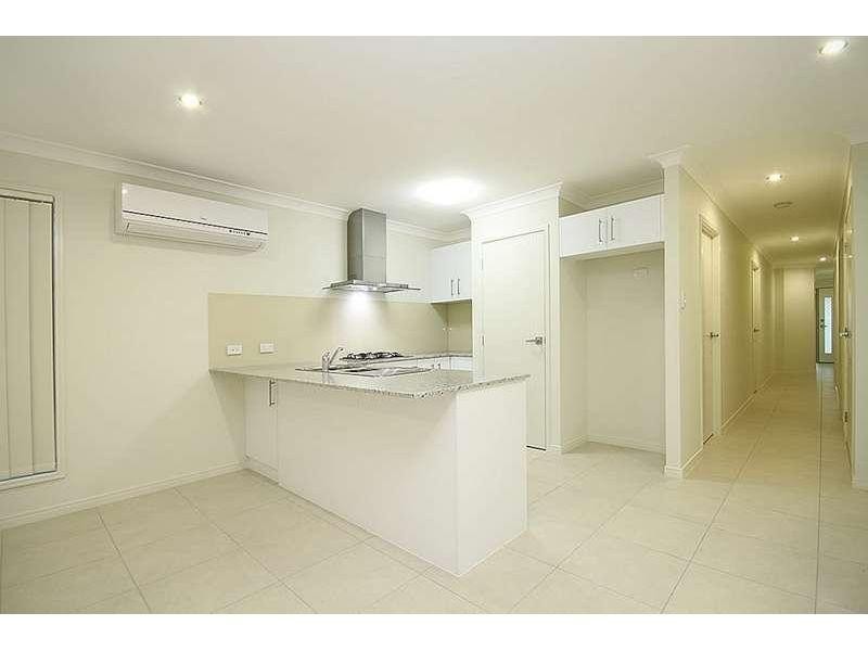 1/18 Braxlaw Crescent, Dakabin QLD 4503