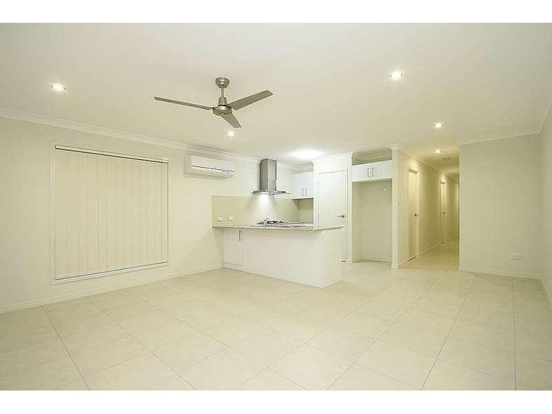 1/18 Braxlaw Crescent, Dakabin QLD 4503