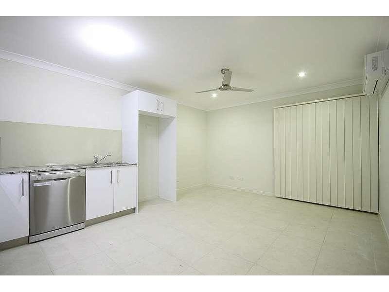 2/54 Surround Street, Dakabin QLD 4503