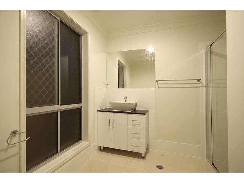 1/54 Surround Street, Dakabin QLD 4503