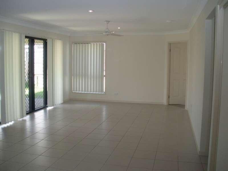 57 Castlewellan Circuit, Warner QLD 4500