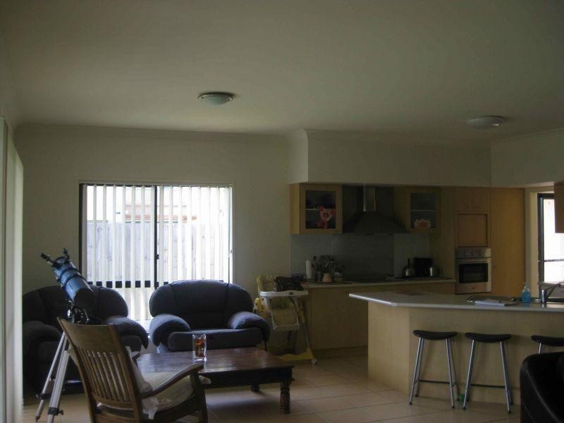 7 Senior Close, North Lakes QLD 4509