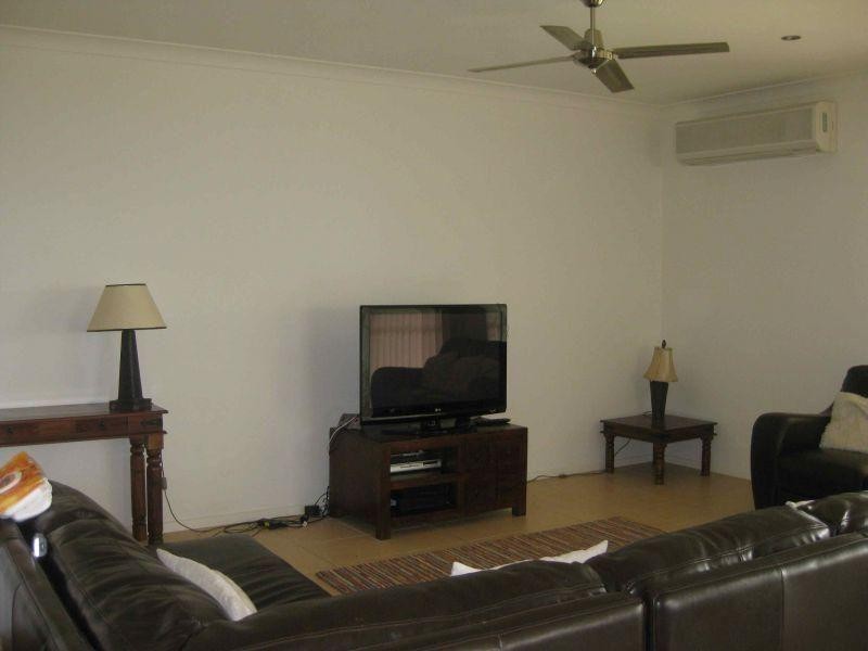 7 Senior Close, North Lakes QLD 4509