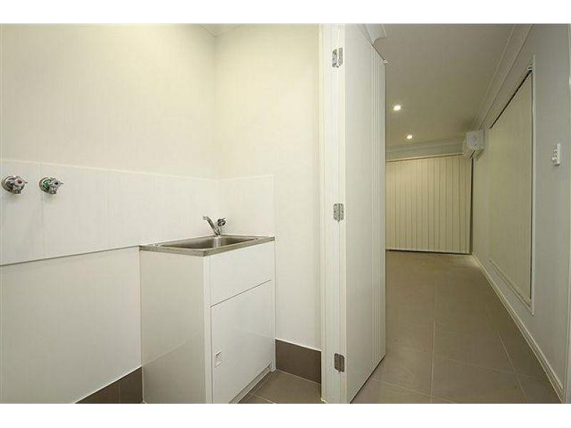 2/52 Surround Street, Dakabin QLD 4503