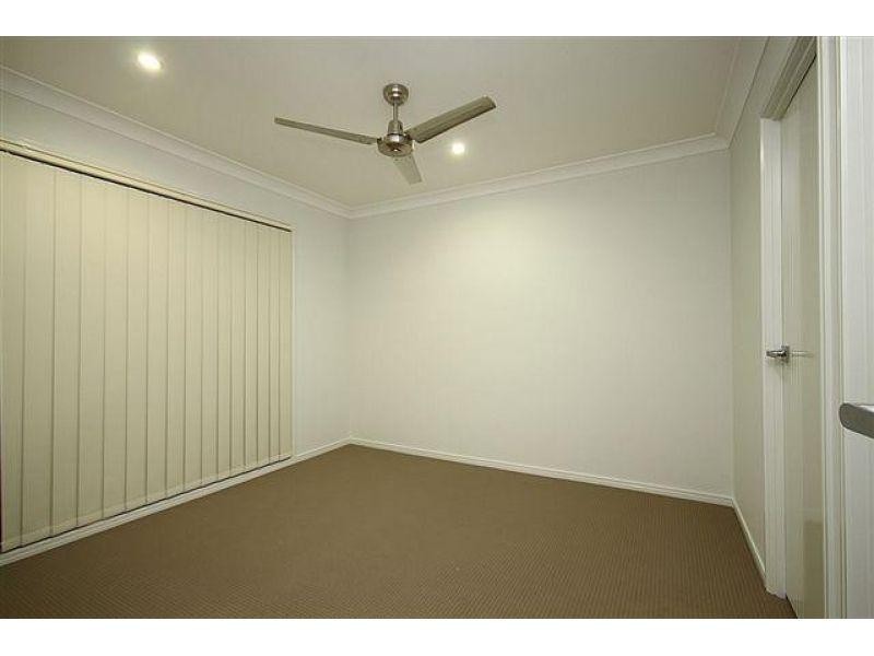 1/52 Surround Street, Dakabin QLD 4503