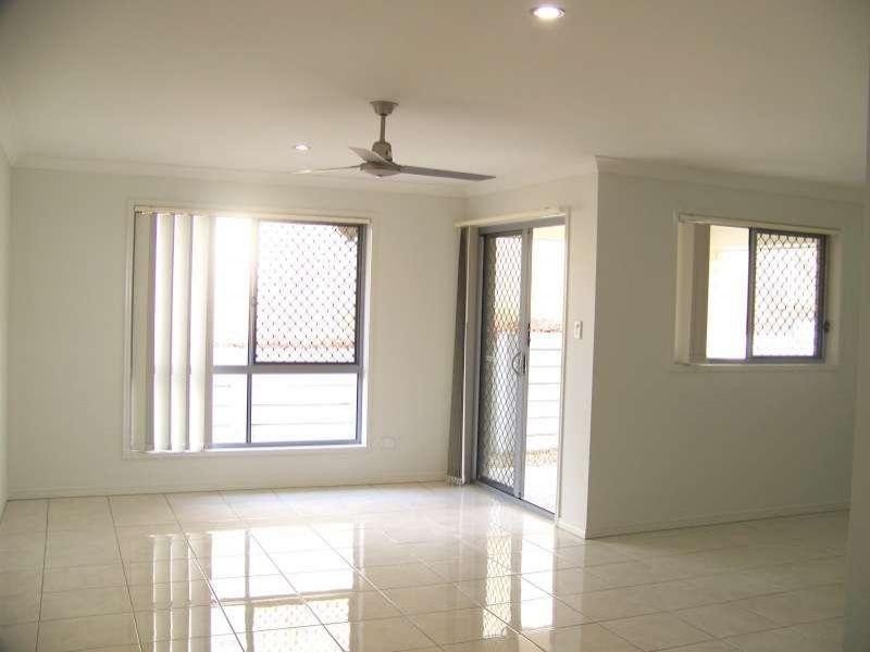 22 Birchgrove Crescent, Kallangur QLD 4503