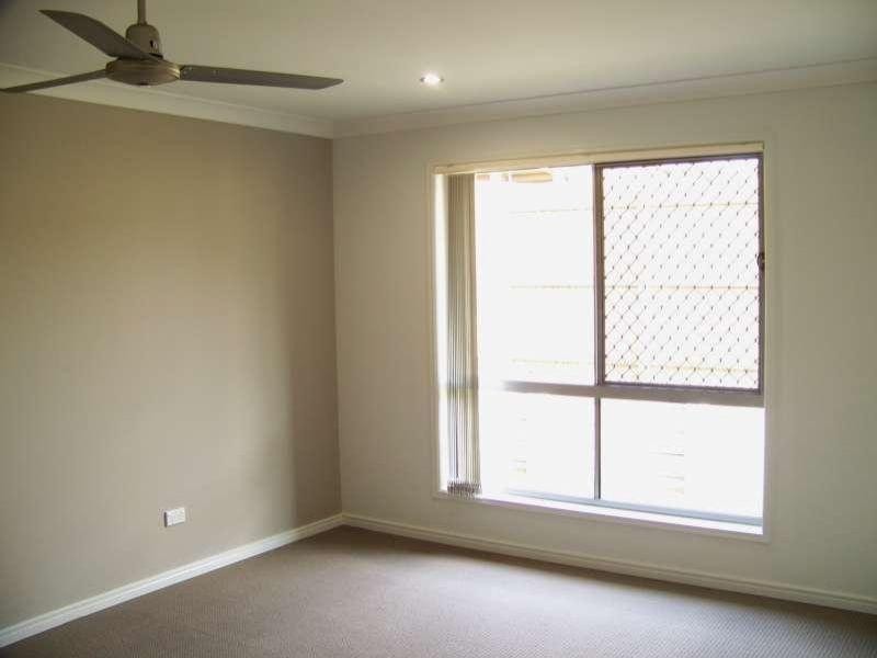 22 Birchgrove Crescent, Kallangur QLD 4503