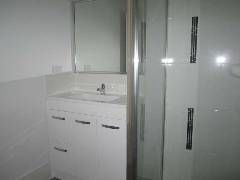 2/6 Jive Court, Caboolture QLD 4510