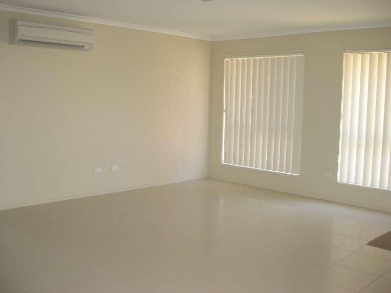 1/2 Eve Court, Kallangur QLD 4503