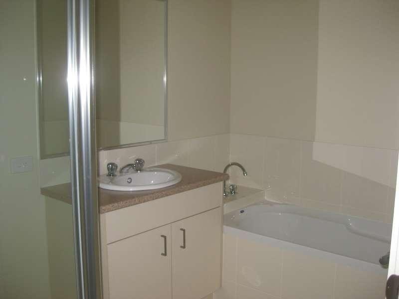 1/2 Eve Court, Kallangur QLD 4503