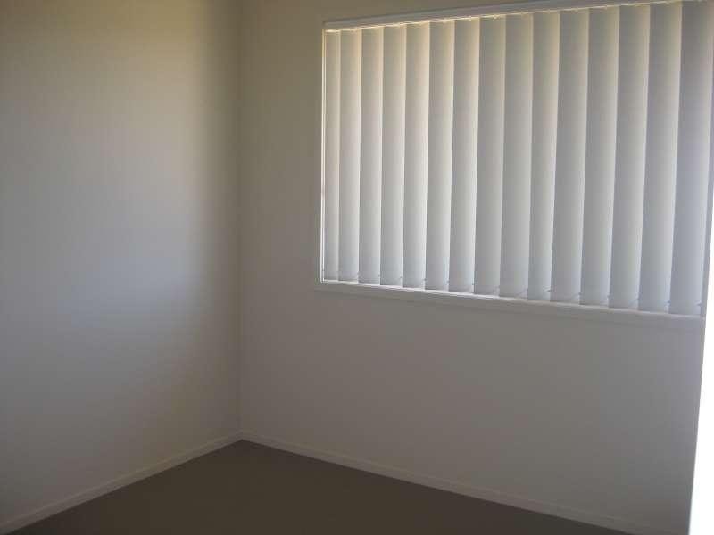 1/2 Eve Court, Kallangur QLD 4503