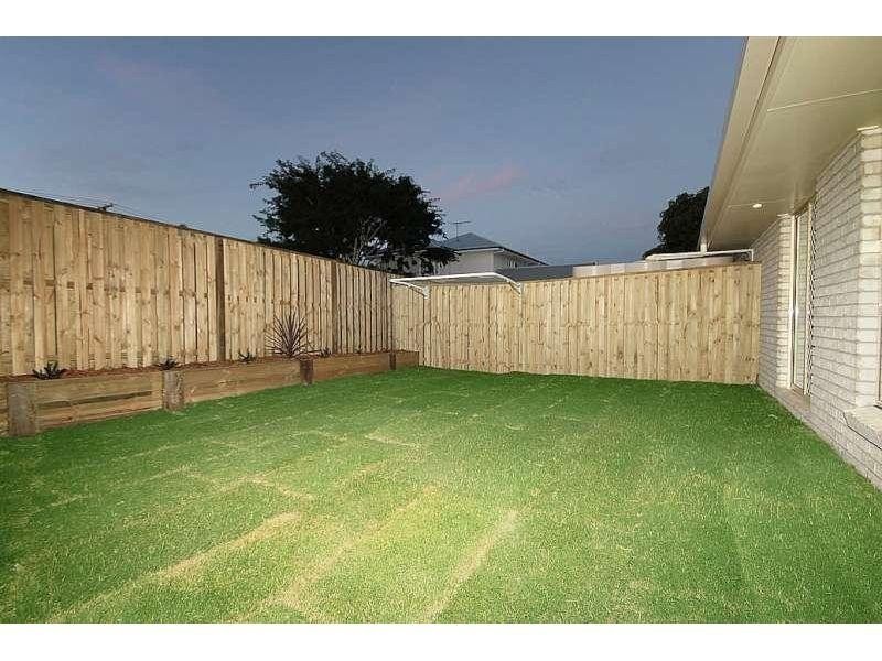 1/18 Toby Close, Kallangur QLD 4503