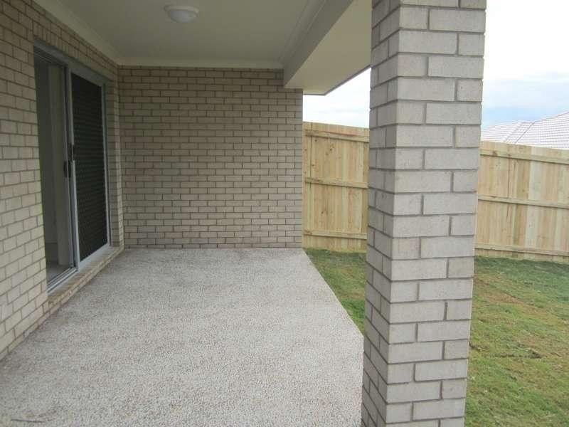 1/23 Redcedar Place, Morayfield QLD 4506